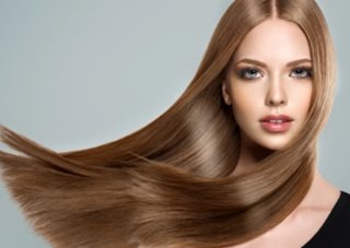 <h2><span>02</span>Kératine</h2>

<p>Vous voulez renforcez vos cheveux<br />
<br />
<a class="btn btn-primary" href="/fr-FR/Page/Nos-soins">En savoir plus</a><br />
&nbsp;</p>
